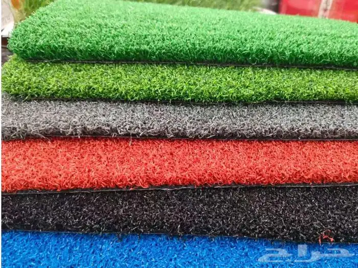 عشب اصطناعي جميع الالوان و املاعب كرة قدم غولف بادل و النادي 11