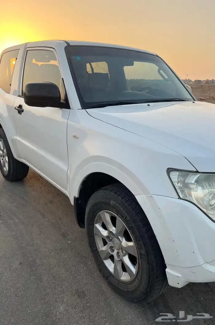 جيب باجيرو ربع 2014 ابيض 8