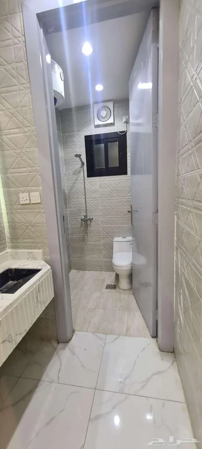 للبيع روف 5غرف جديد بحي الرايه جده ابرق الرغامه 15