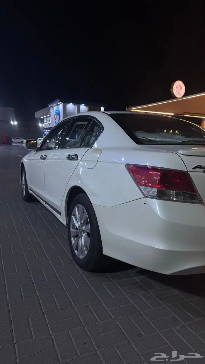 هوندا اكورد2009 16