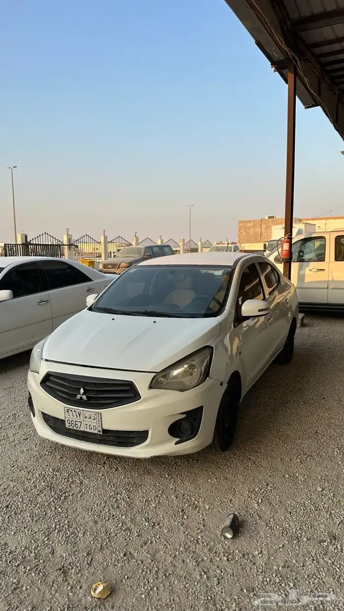 ميتسوبيشي اتراج للبيع 1