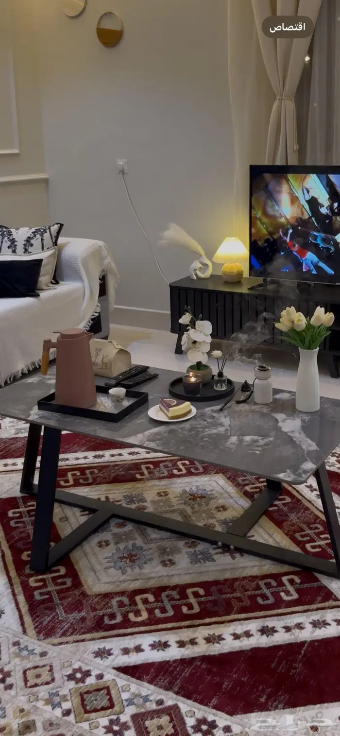 طاولة بلازما وكورنر كوفي وطاولة قهوة 1