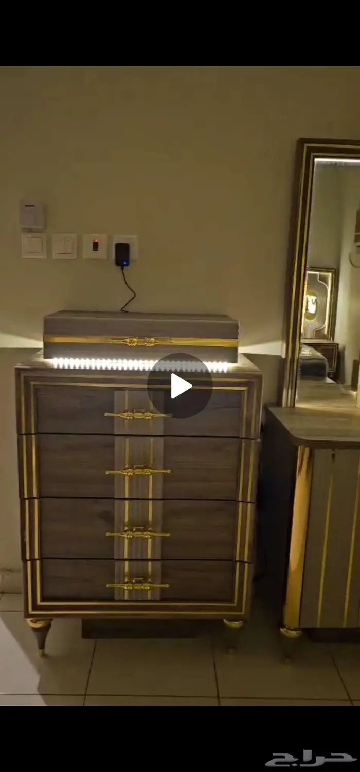 بيع عاجل لسبب النقل اثاث واغراض نضيف 8