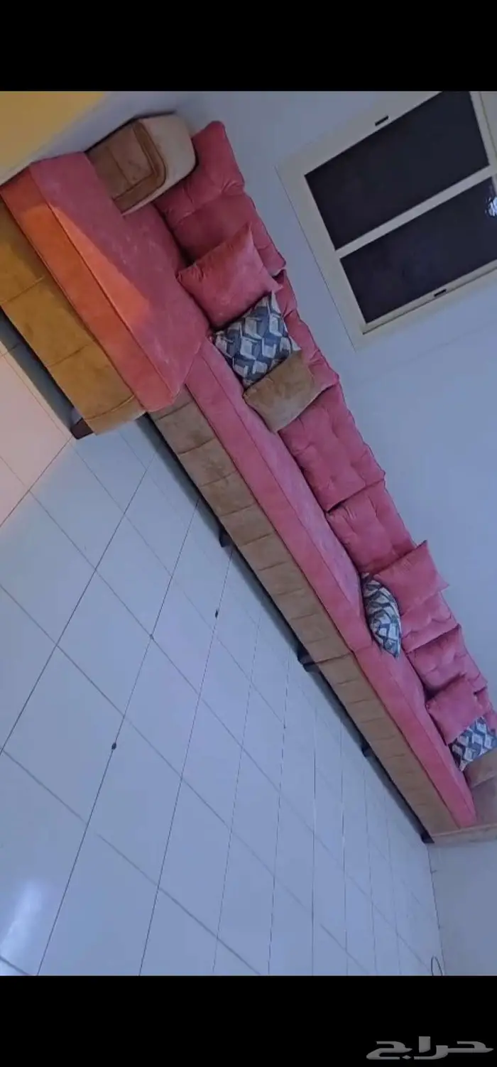 بيع عاجل لسبب النقل اثاث واغراض نضيف 3