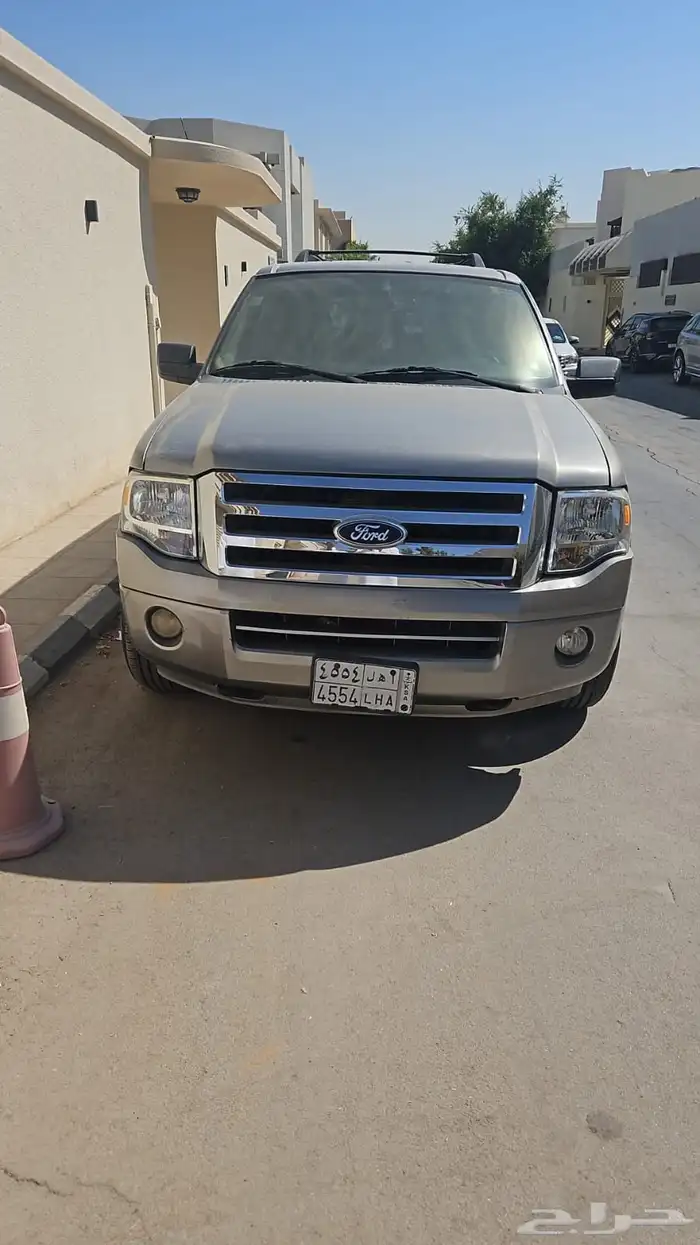 للبيع فورد اكسبديشن 4