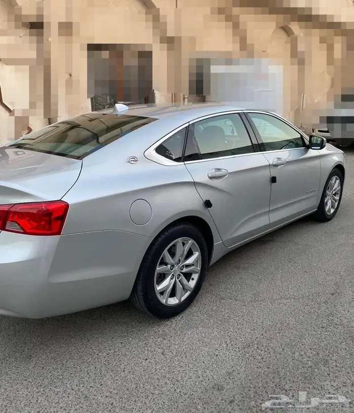 للبدل   للبيع بسياره عائليه نظيفه فقط 2