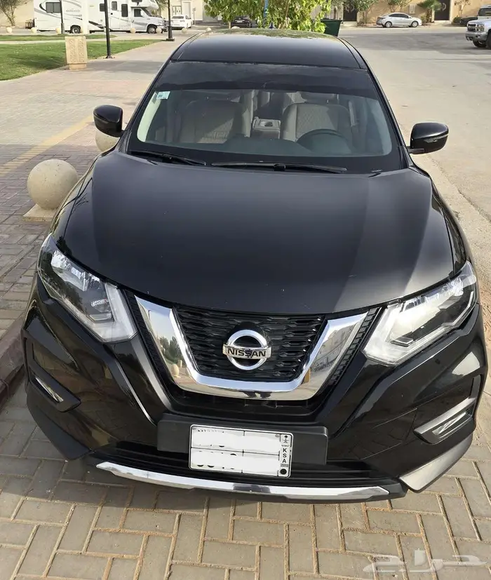 للبيع اكستريل 2021 دبل 7 مقاعد  الباحة 4