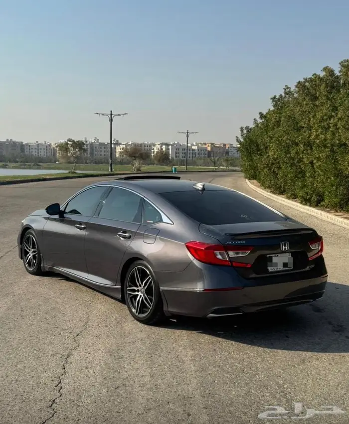 اكورد 2021 نظيف ماشي 273 الف كلم . 1