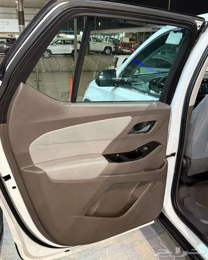 للبيع شيفرولية ترافرس 2018 دبل سعودي عداد قليل ( مخززنه ) 49