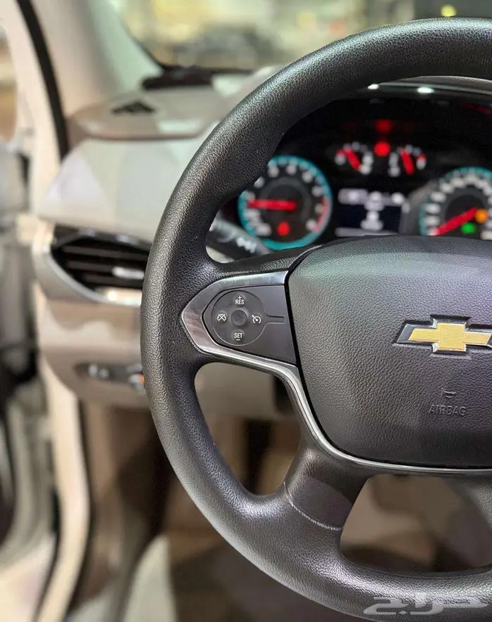 للبيع شيفرولية ترافرس 2018 دبل سعودي عداد قليل ( مخززنه ) 24