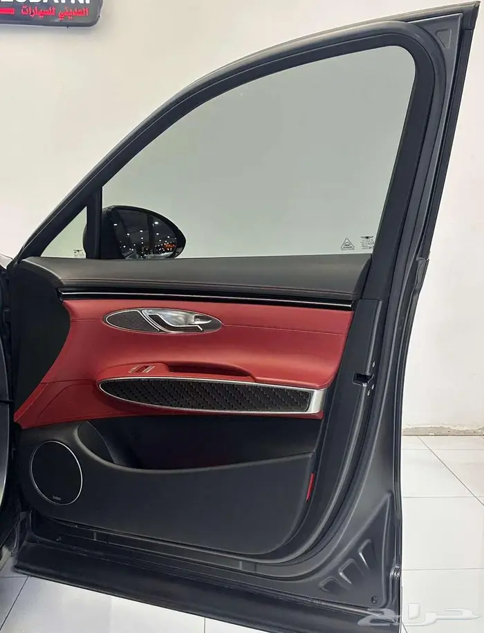 جنسس GV70 2022 26