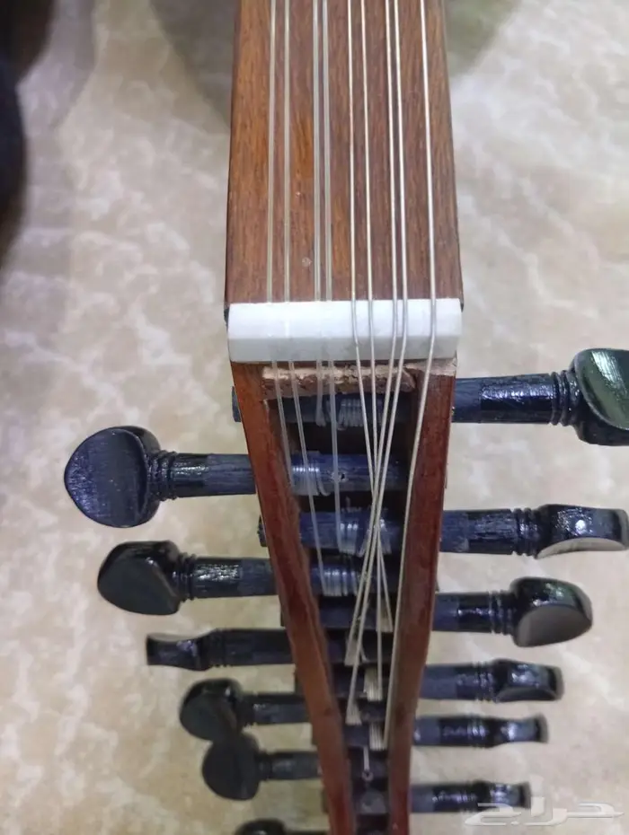 عود مصري شبه جديد 1