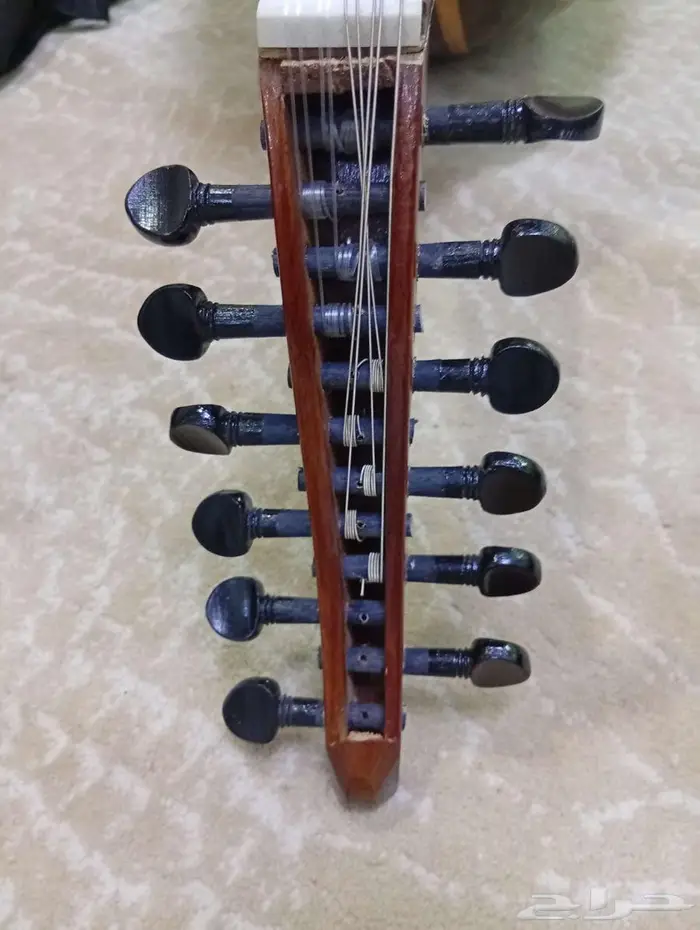 عود مصري شبه جديد 6