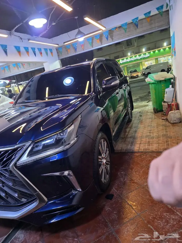 للبيع سياره لكزس 2016 نظيف جدا 1