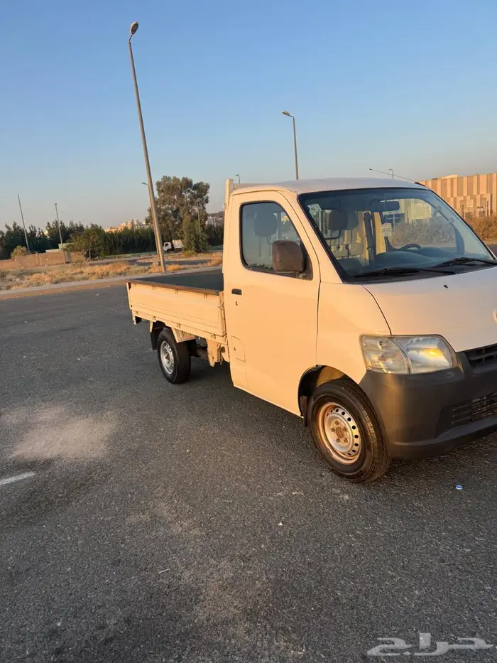 ديهاتسو للبيع 10