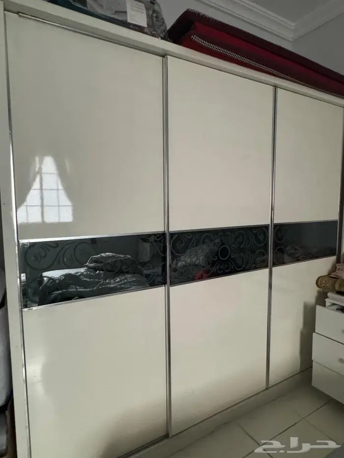 دولاب كبير 0