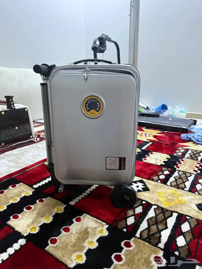 شنطه سفر إلكترونيه تتحول سكتو. 3