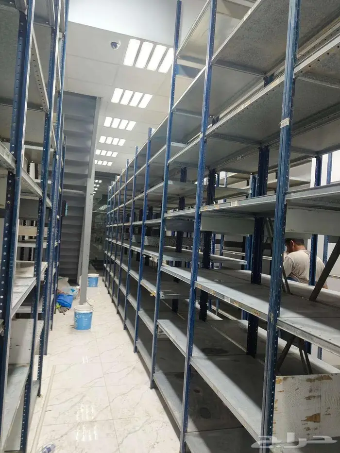 رفوف قطع غيار مستعمل وجديد 7