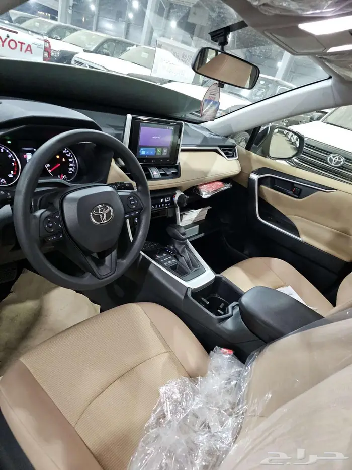 تويوتا راف فور LE دبل موديل 2025 7