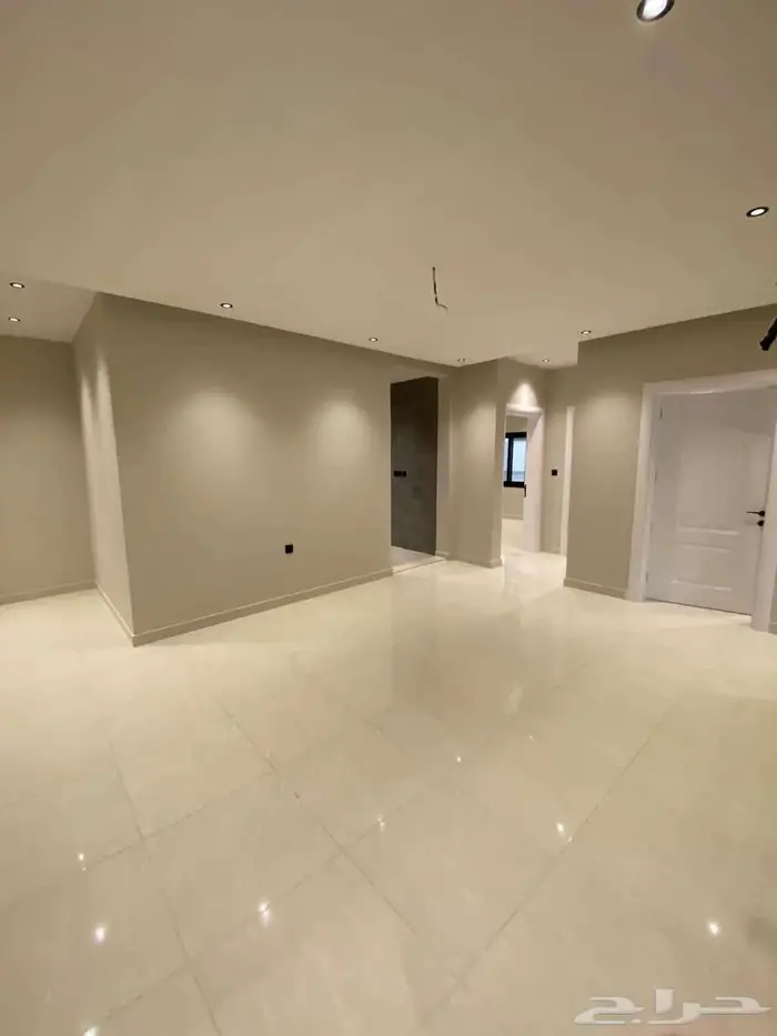 عرض مميز جدا   شقة فاخرة للاجار 3