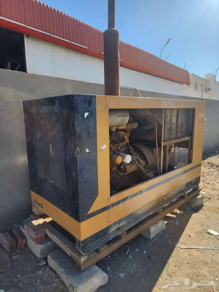 مولدة كهرباء كوماتسو 45 كيلو 2