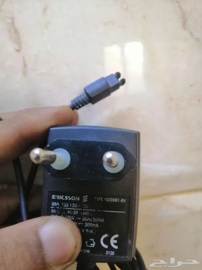 شواحن جوالات قديمه 3