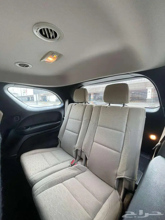 دوج دورانجو 2021 SXT بحالة ممتازة ممشى قليل 11