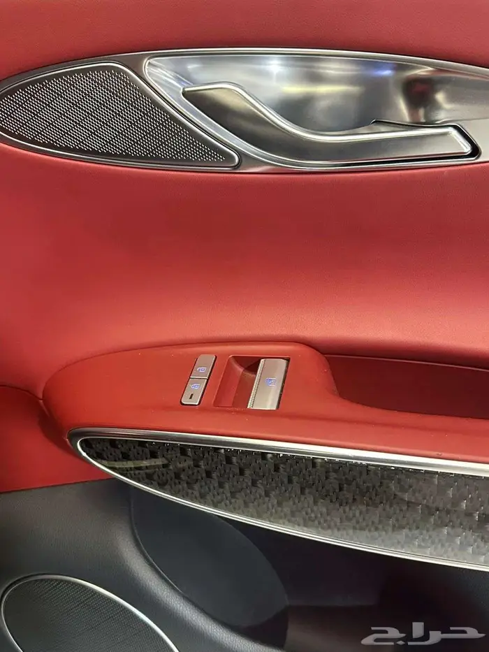 جنسس GV70 2022 27