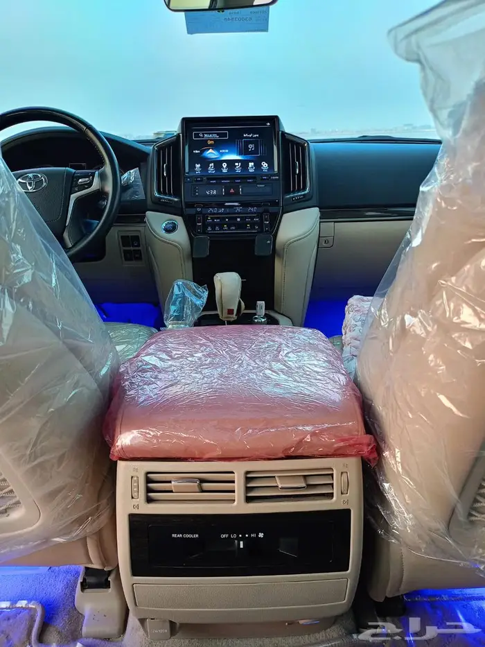 للبيع تويوتا لاندكروزر GXR 8V فل كاملGrand Touring  2021 13