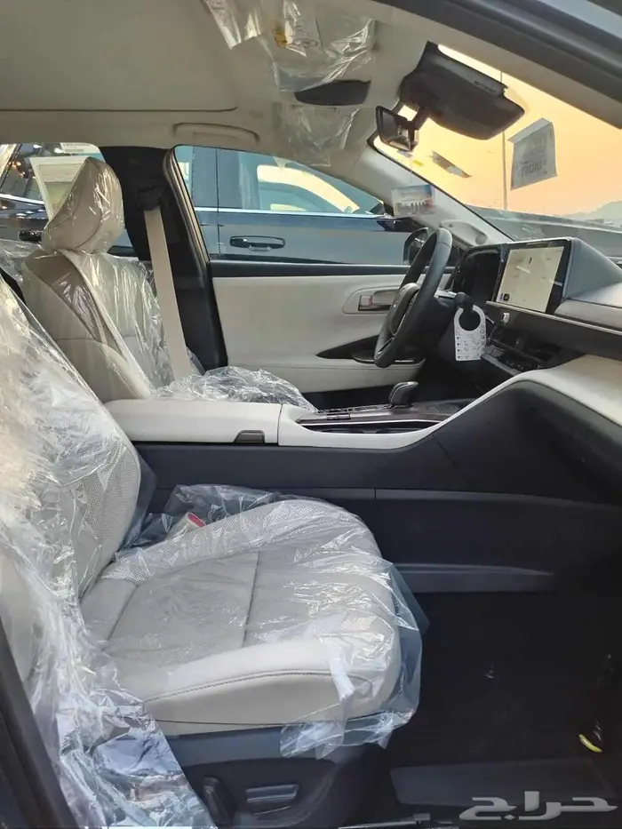 تويوتا كراون بريميوم 2026 عبداللطيف جميل 9