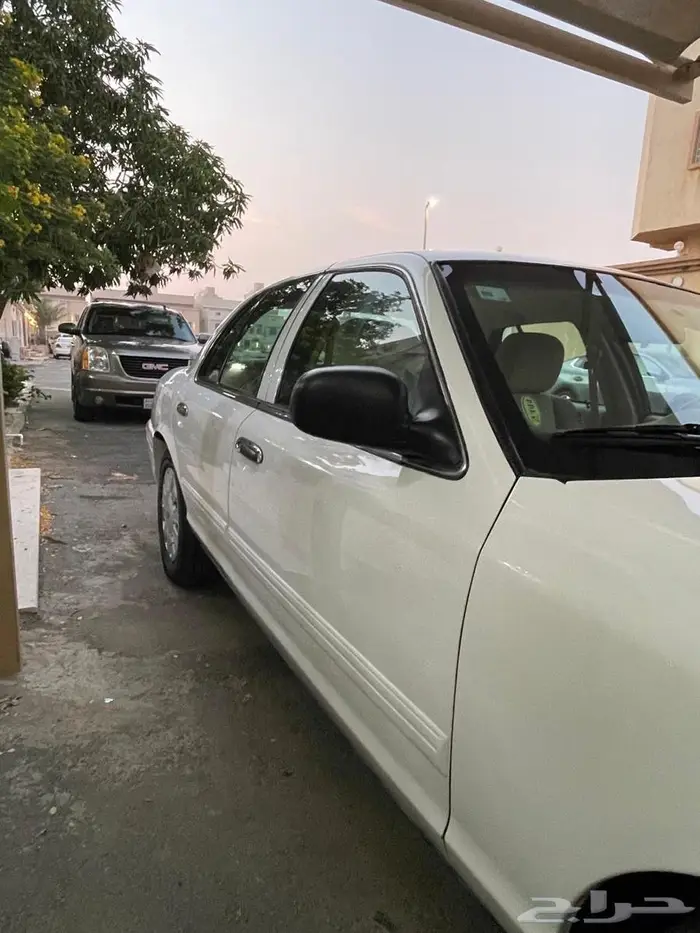 فورد كراون فكتوريا سعودي بوليسي مخزن 21