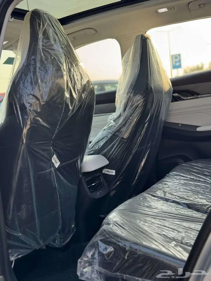 دونج فينج ميج E3 التيميد موديل 2026 14