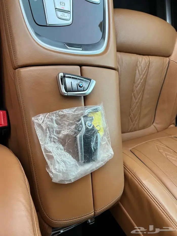 بي ام دبليو 740Li 2016 pure excellence 70