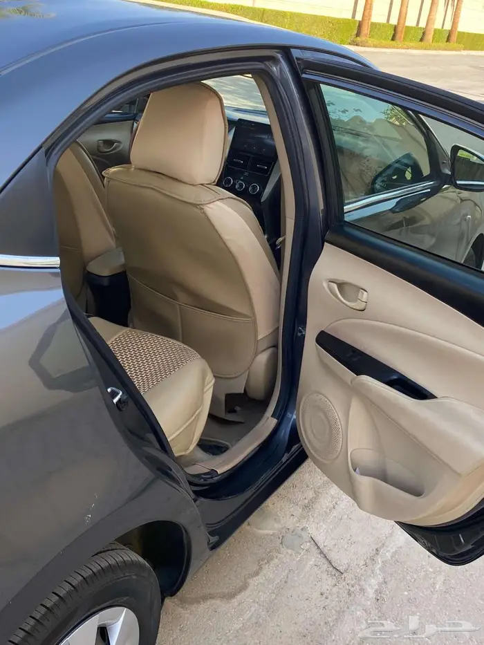 تويوتا يارس 2020 11