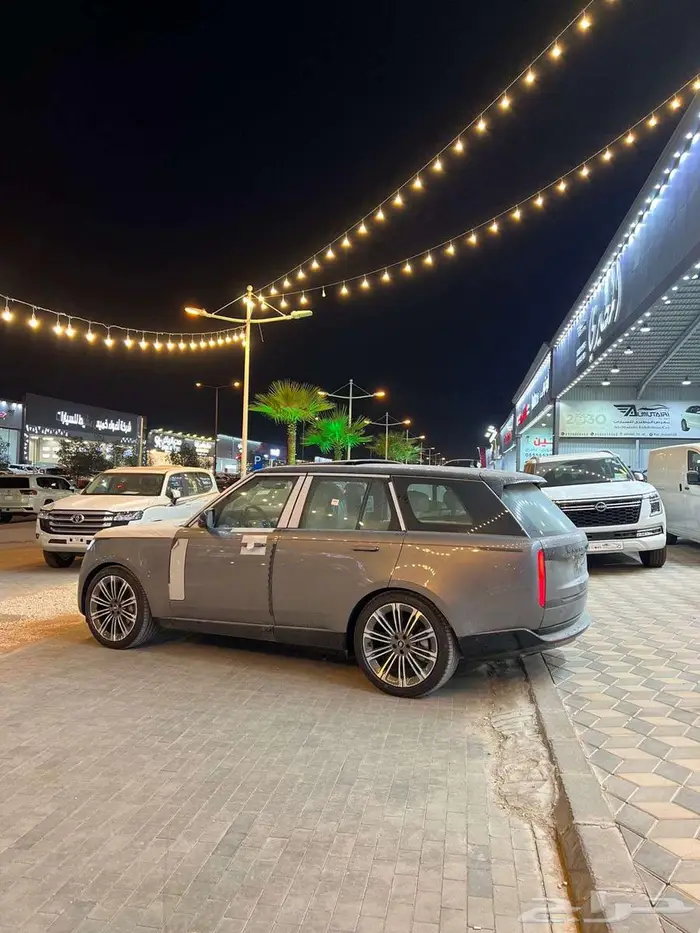 رينج روفر HSE كاش وبالتقسيط لجميع انظمه البنوك 6