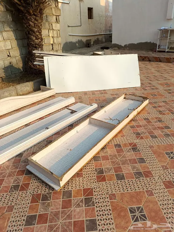 دولاب وتسريحه 1