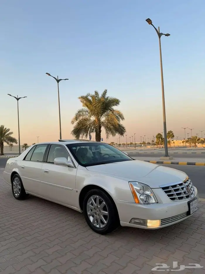 كاديلاك DTS نظيف جدا وكاله 11