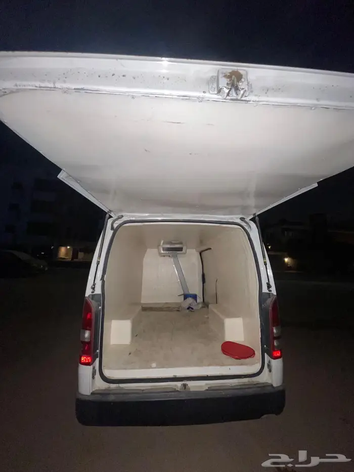باص ثلاجة تويوتا 2018 4
