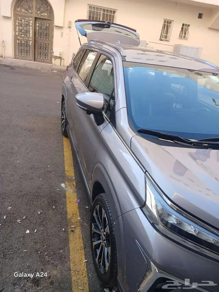 تويوتا فيلوزا 2024 م 7 مقاعد للتنازل بدون مقابل 5