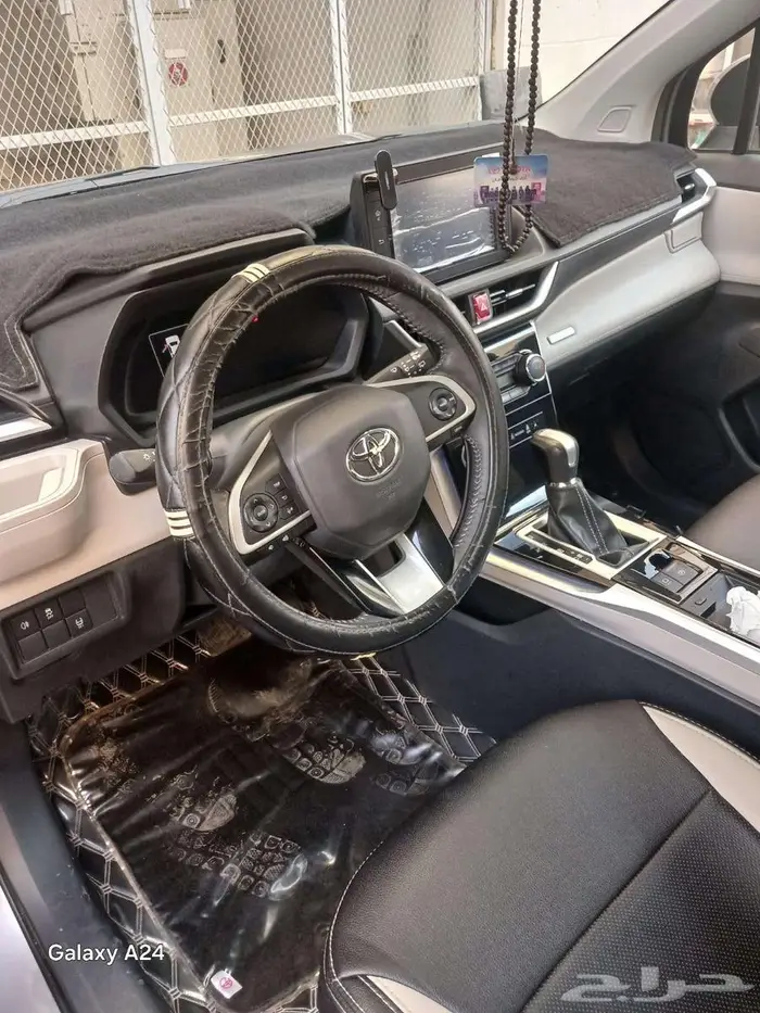 تويوتا فيلوزا 2024 م 7 مقاعد للتنازل بدون مقابل 7