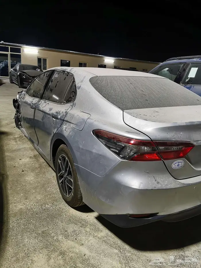 كامري 2022 استاندر مصدوم للبيع 4