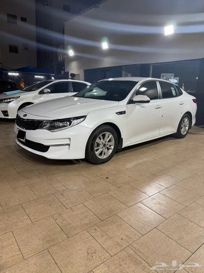 كيا اوبتيما 2018 نظييف 0