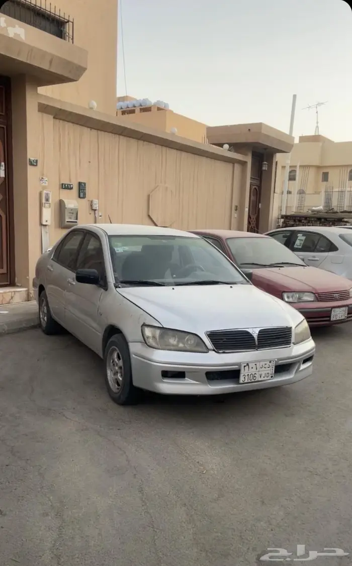 للبيع لانسر 2002 0