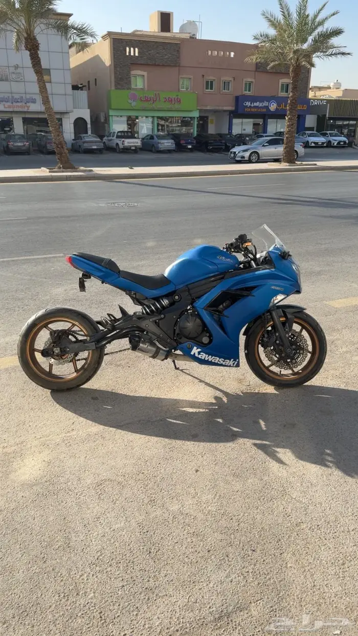 للبيع دباب نينجا كاواساكي 650 موديل 2013 7