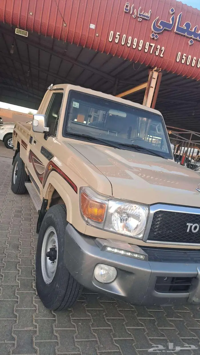 تويوتا شاص جيب بكب 2016 0