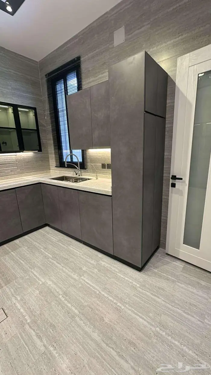 فيلل للبيع بحي الحمراء بالخرج على الكود السعودي الجديد 6