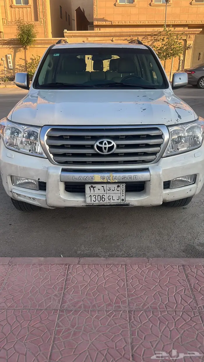 لاندكروزر vxr 2009 مالك اول 6