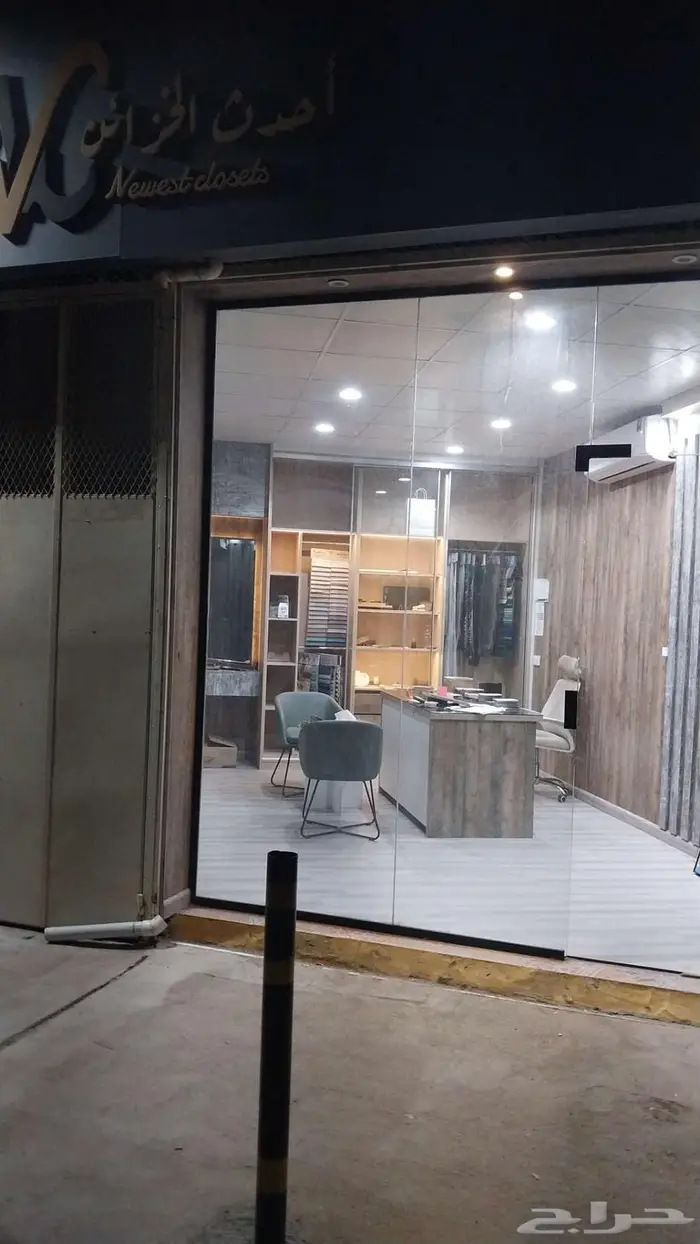 ورشه أحدث الخزائن..الطائف الصناعيه مقابل العصيمي للحديد 0