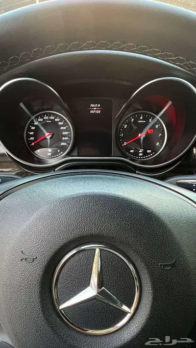 مرسيدس فان V250 موديل 2022- معرض خلف للسيارات index