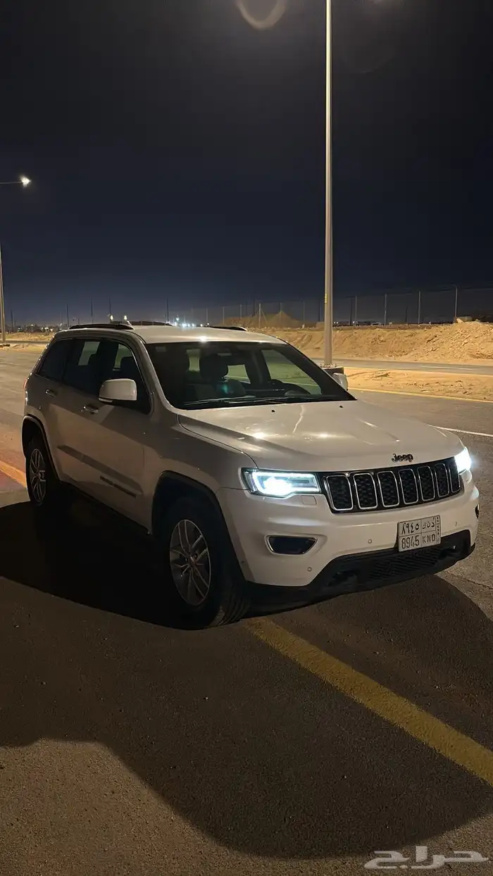 جيب جراند شيروكي لاريدو 2017 0